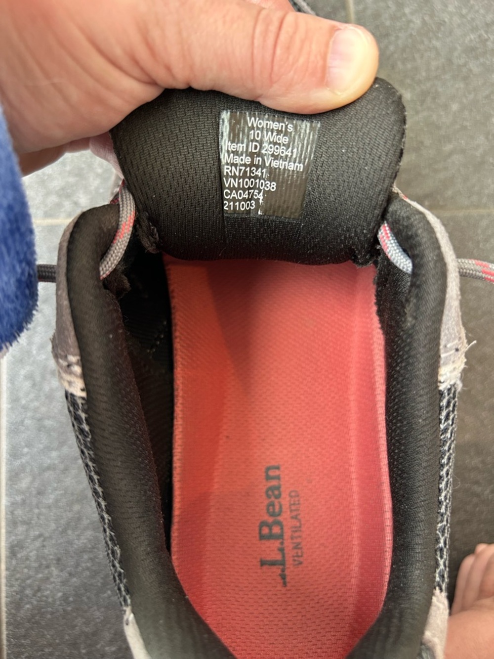 L.L.Bean Trail Model 4 women's hiking shoes size 10 W - Picture 2 of 5